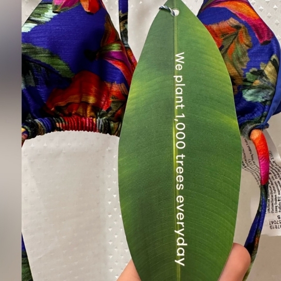 FARM Rio Bananamix String Bikini top Size Small NWT - Picture 6 of 12